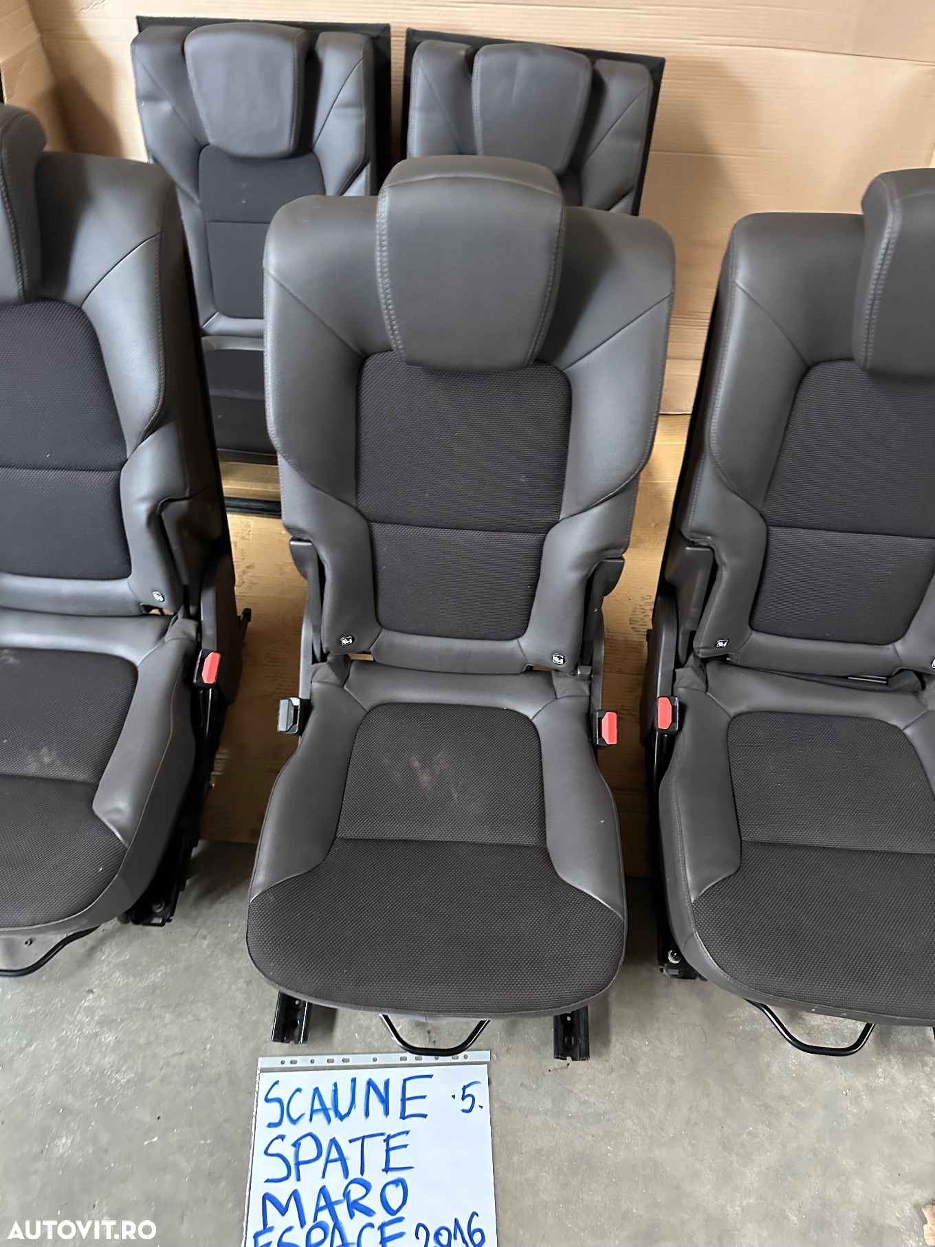 Scaune spate culoare maro RENAULT ESPACE an 2015-2023 - 3