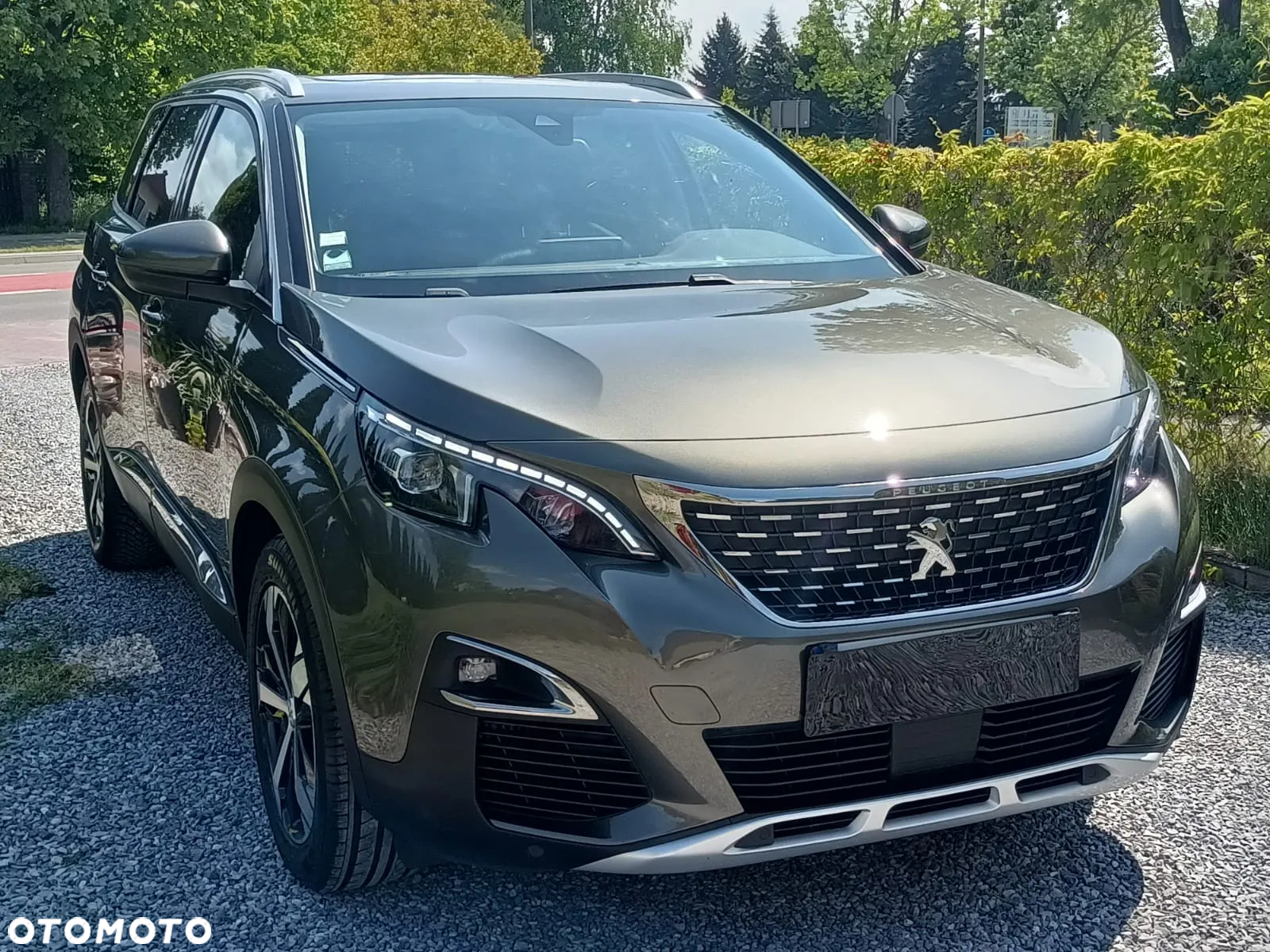 Peugeot 5008 - 5