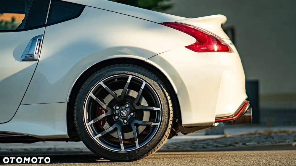 Nissan 370 Z 3.7 V6 Nismo - 16