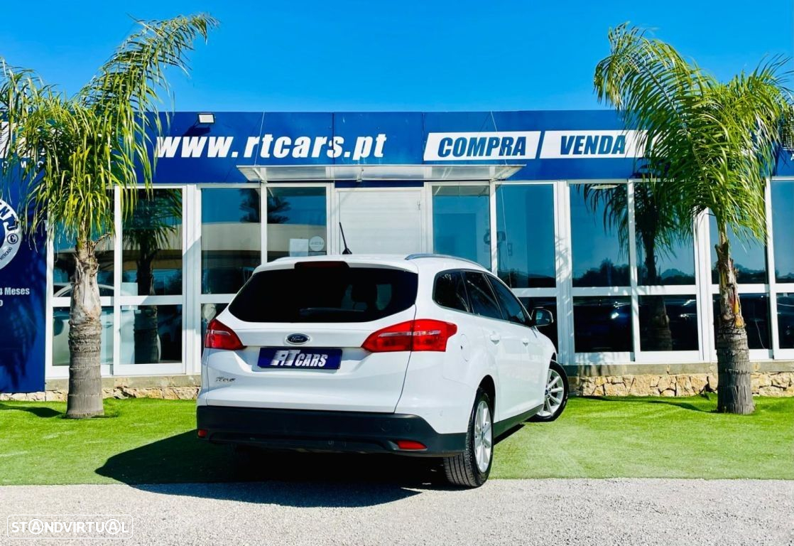 Ford Focus SW 1.5 TDCi EcoBlue Titanium - 4