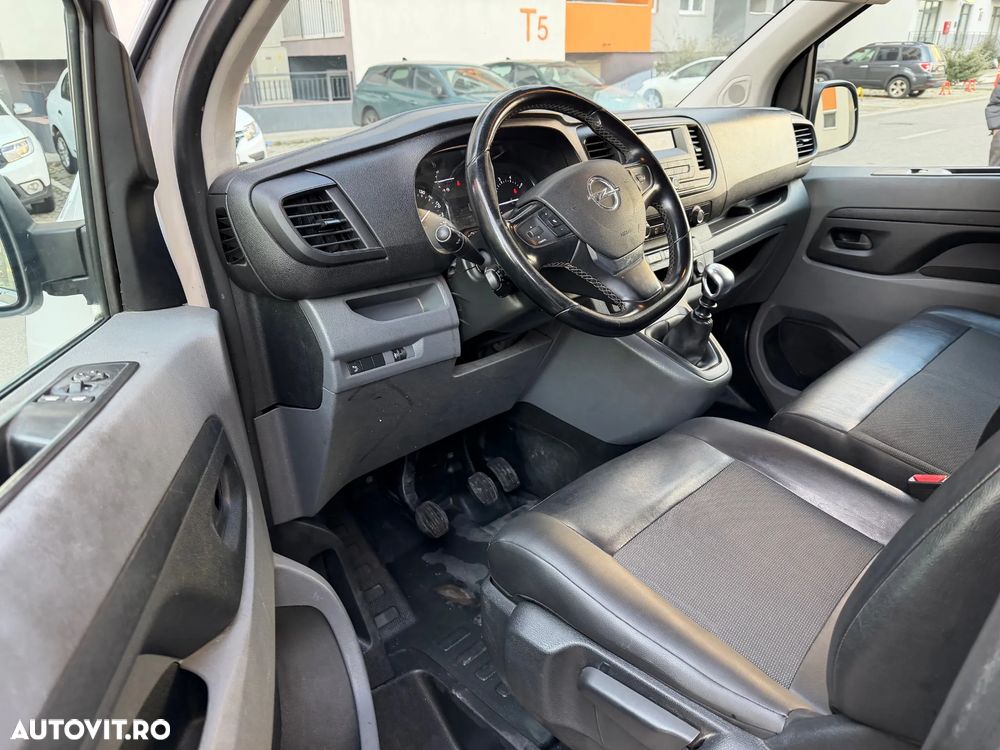 Opel Vivaro - 5