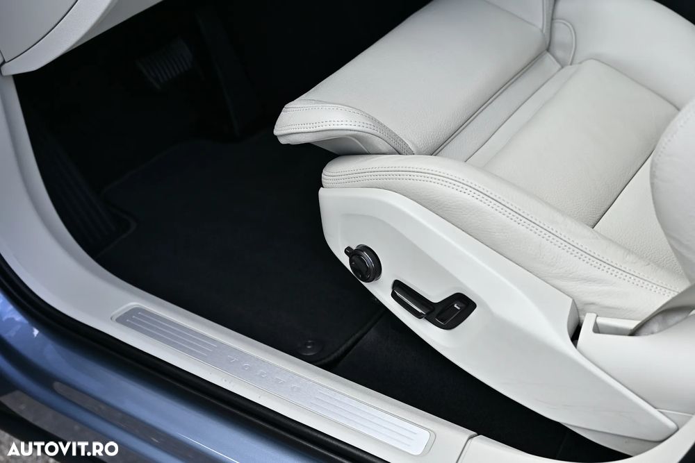 Volvo XC 60 T5 AWD Geartronic Inscription - 24