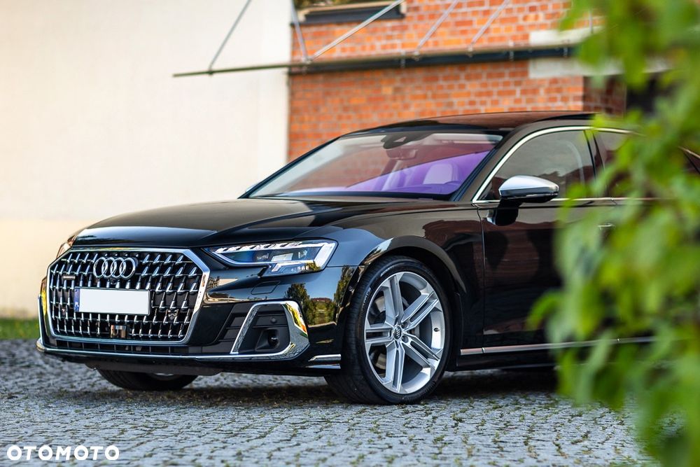 Audi A8 - 11