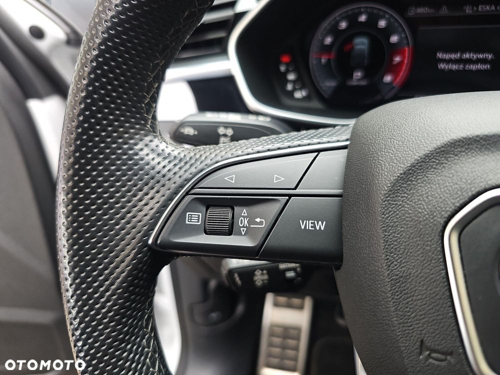 Audi Q3 Sportback - 14