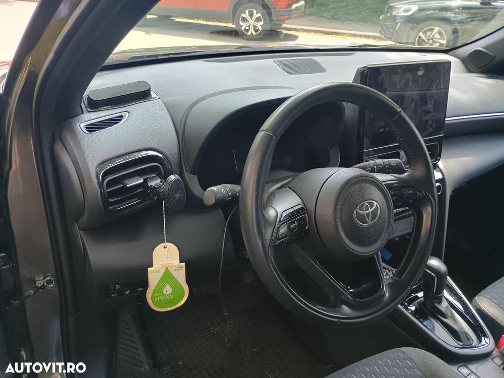 Toyota Yaris Cross - 1