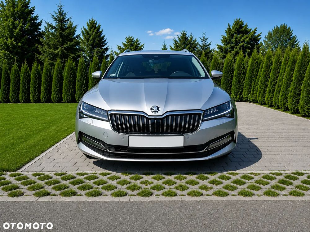 Skoda Superb 2.0 TDI SCR Style DSG - 10