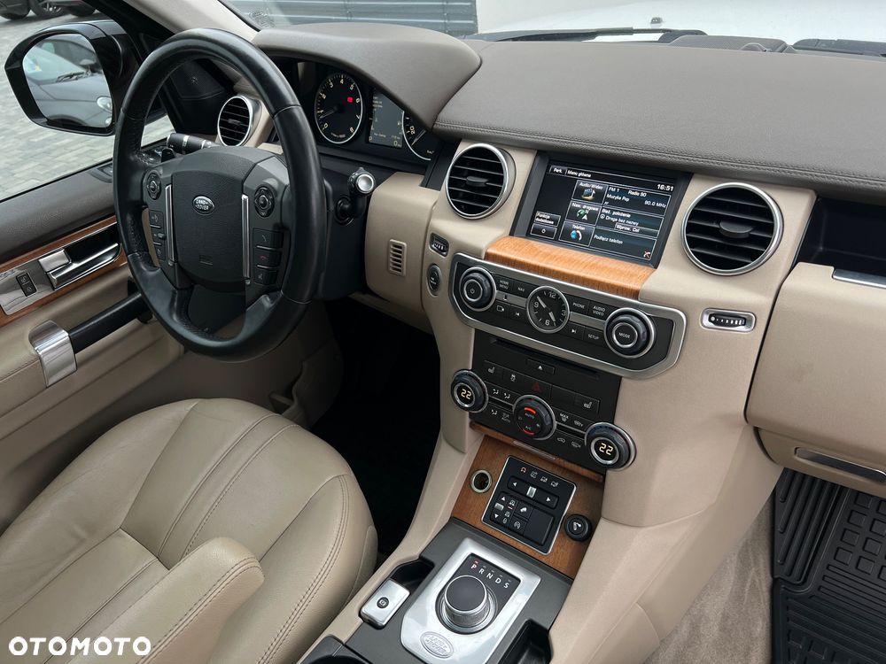 Land Rover Discovery IV 3.0 V6 SC HSE - 30