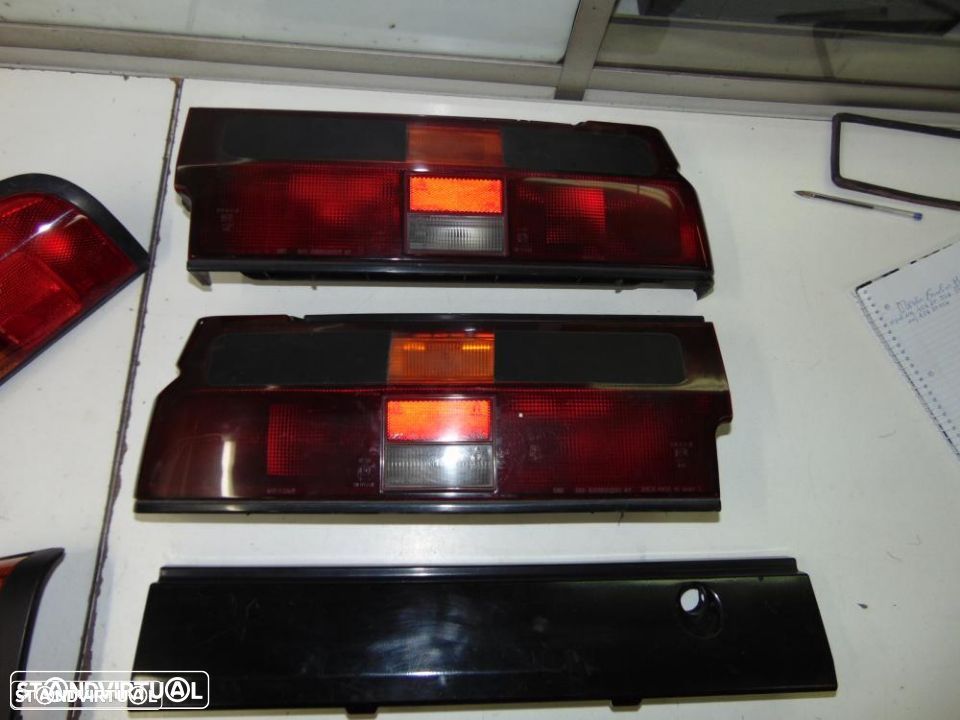 Farolins Nissan Sentra coupê - 8