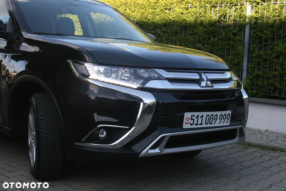 Mitsubishi Outlander 2.0 Intense + SDA 4WD CVT - 9