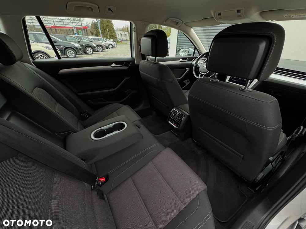 Volkswagen Passat Variant 1.5 TSI OPF DSG Comfortline - 31