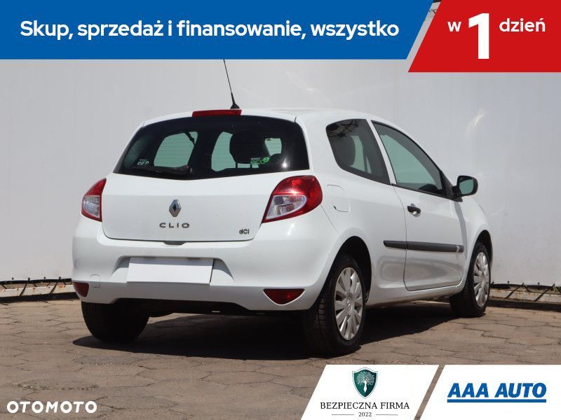 Renault Clio - 7
