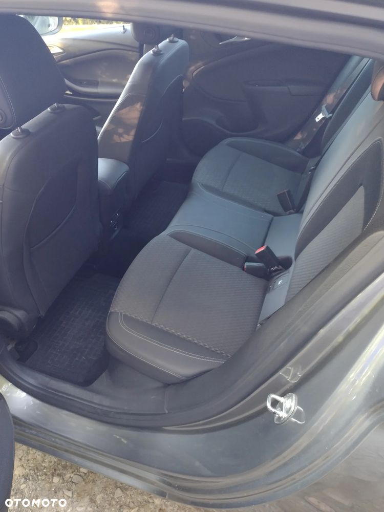 Opel Astra 1.6 CDTI Elite - 8