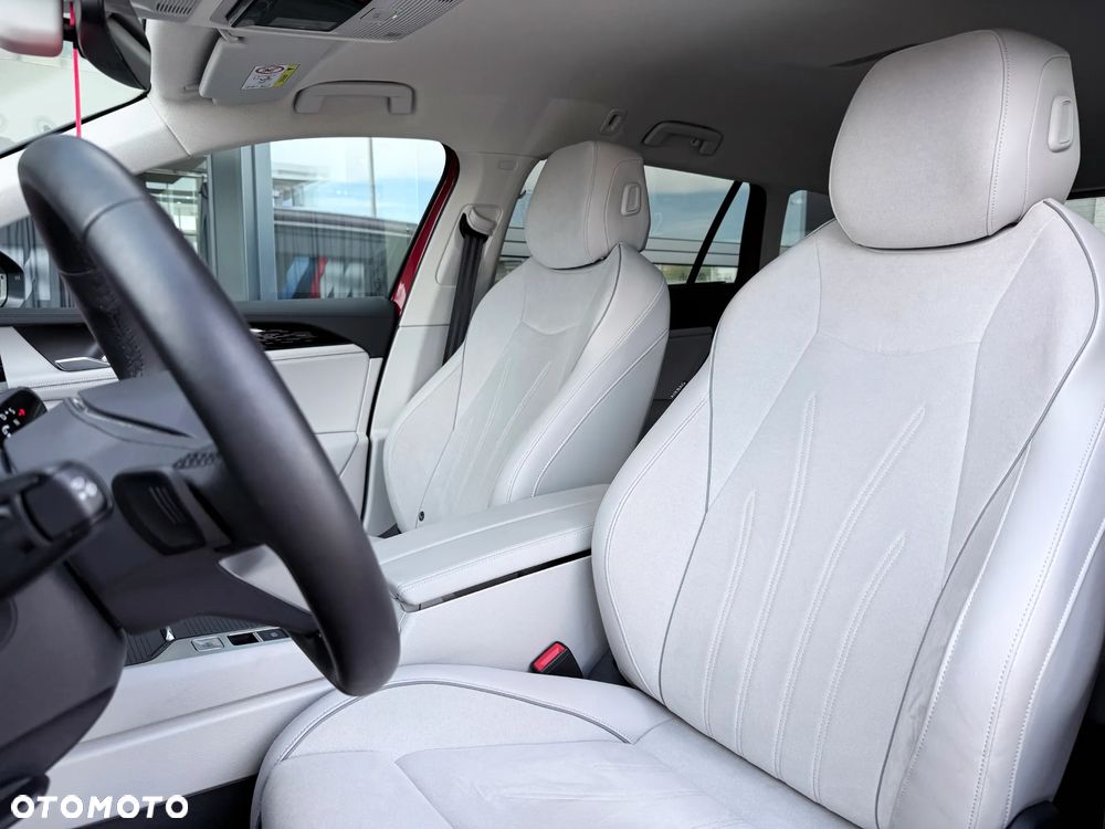 Volkswagen Passat 2.0 TDI EVO Elegance DSG - 25