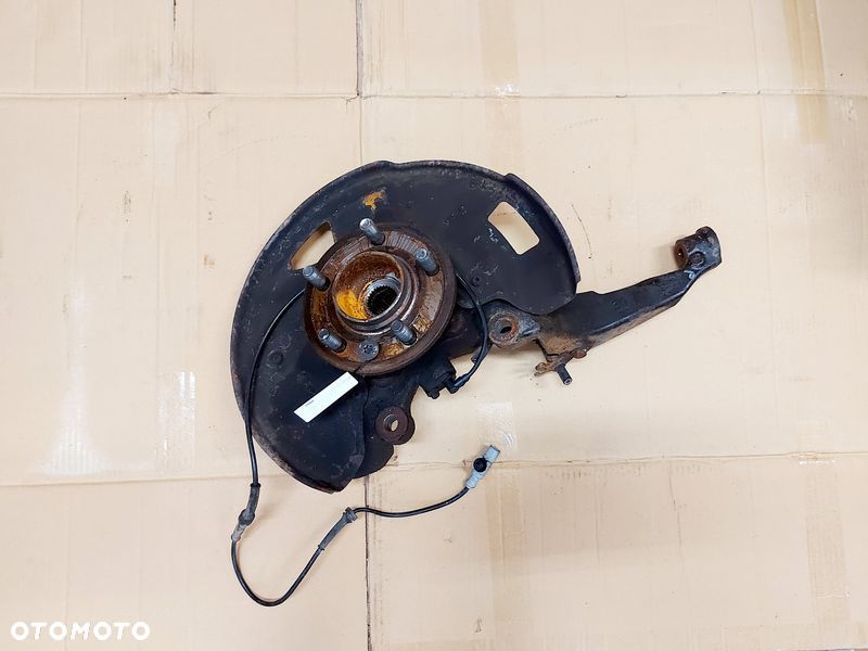 RANGE ROVER SPORT L320 4.2 V8 ZWROTNICA PRAWA PRZEDNIA PRZÓD PRAWY PIASTA ŁOŻYSKO - 1