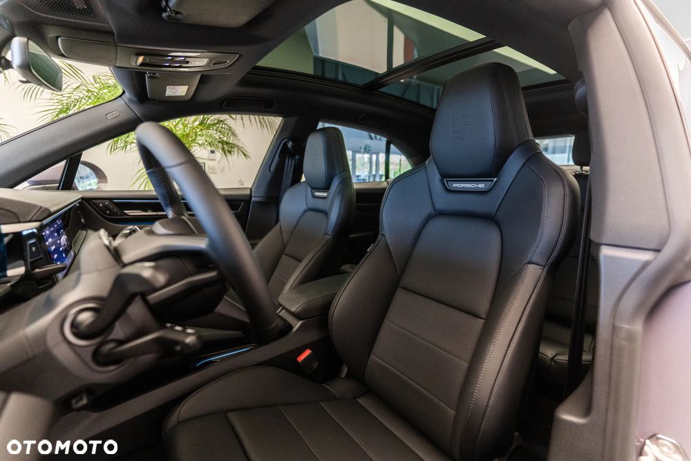 Porsche Macan - 13