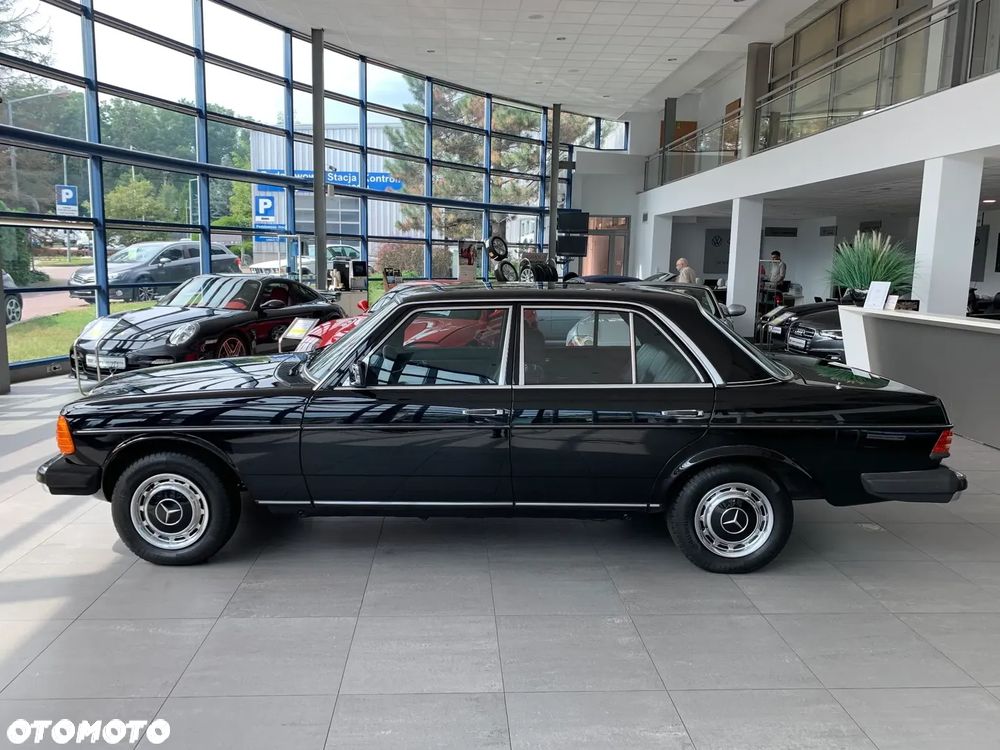 Mercedes-Benz W123 - 6