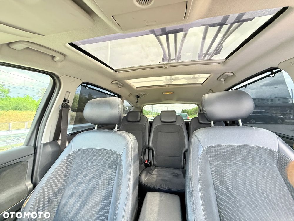 Ford S-Max - 13