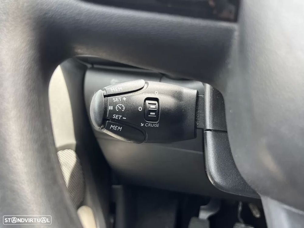 Citroën C3 1.2 PureTech Feel - 19