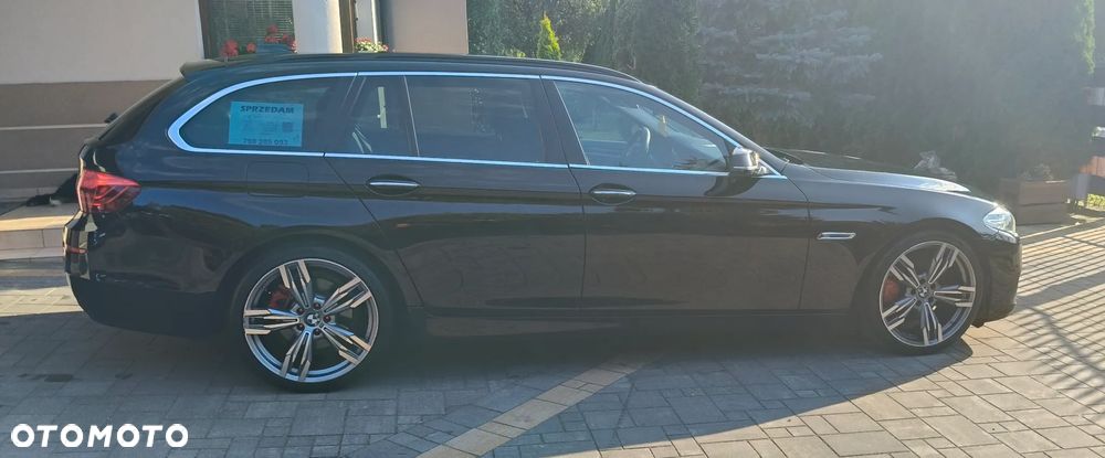 BMW Seria 5 520d xDrive Luxury Line - 12