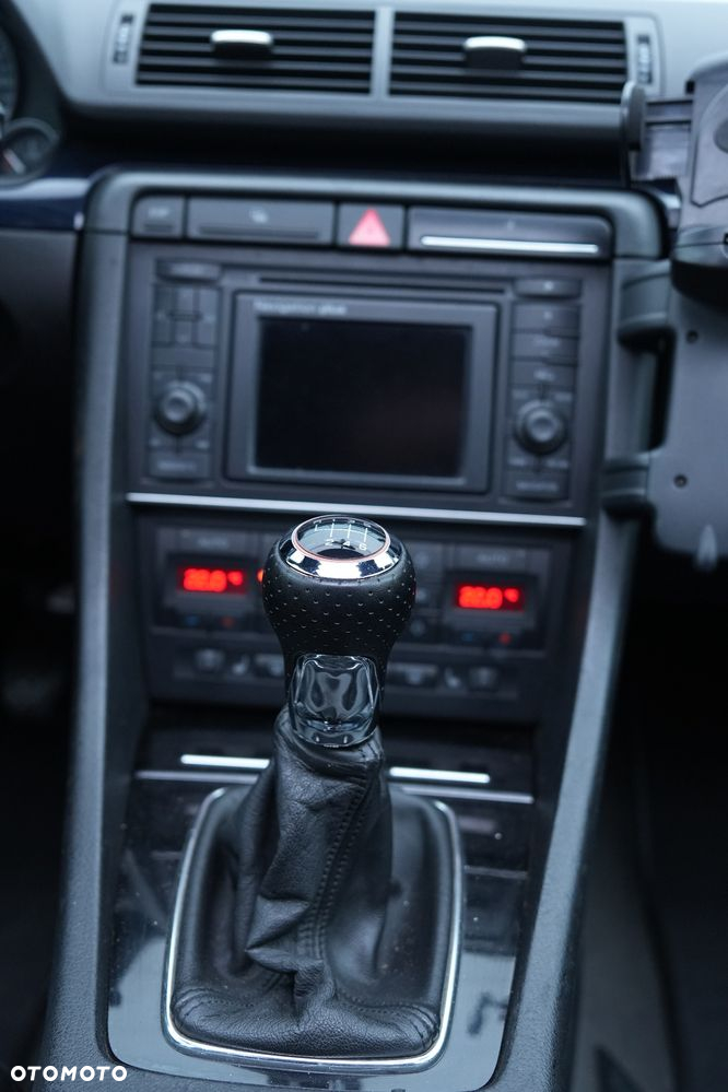 Audi S4 Avant 4.2 Quattro - 16