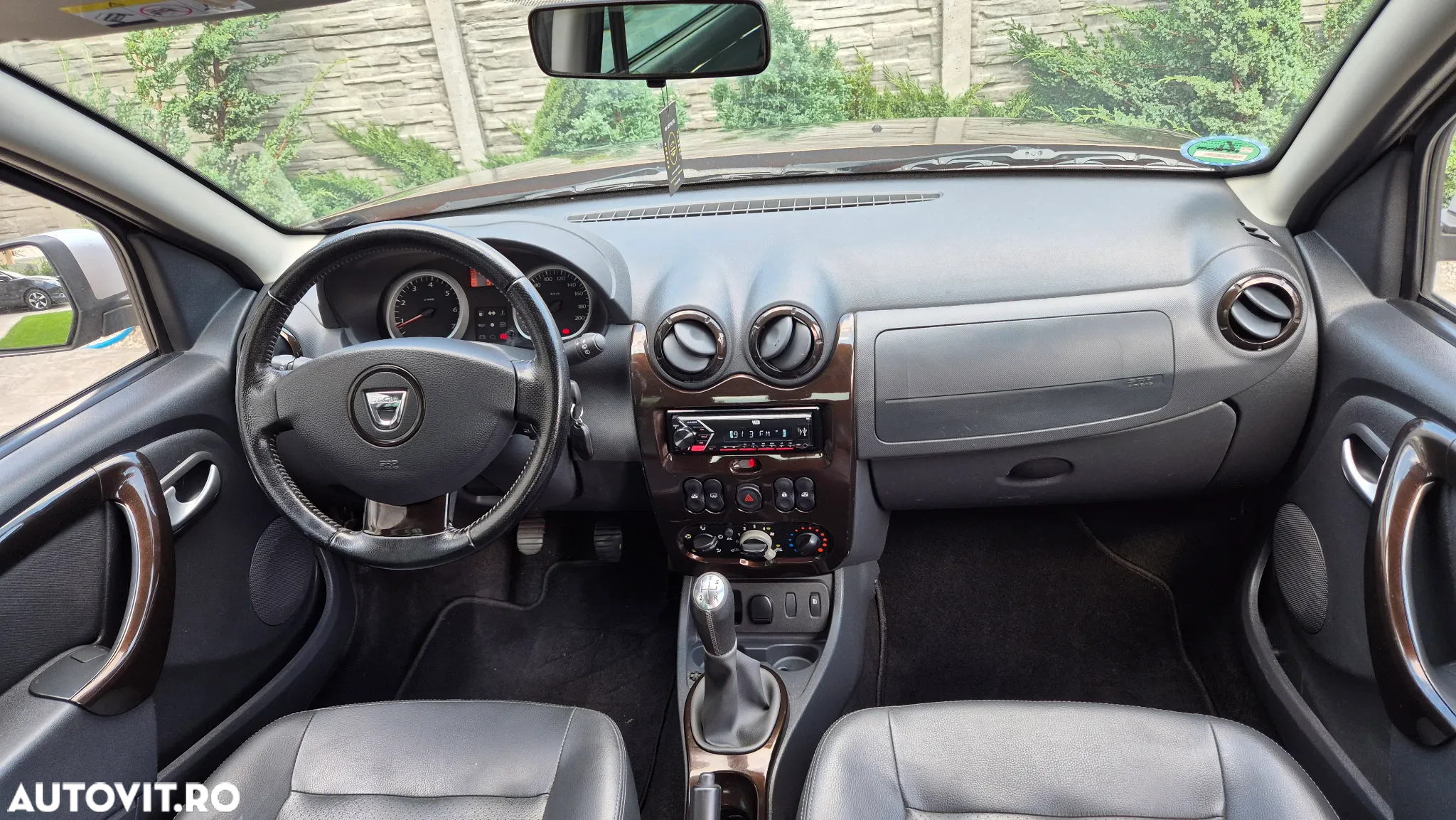 Dacia Duster 1.6 4x2 Laureate - 7