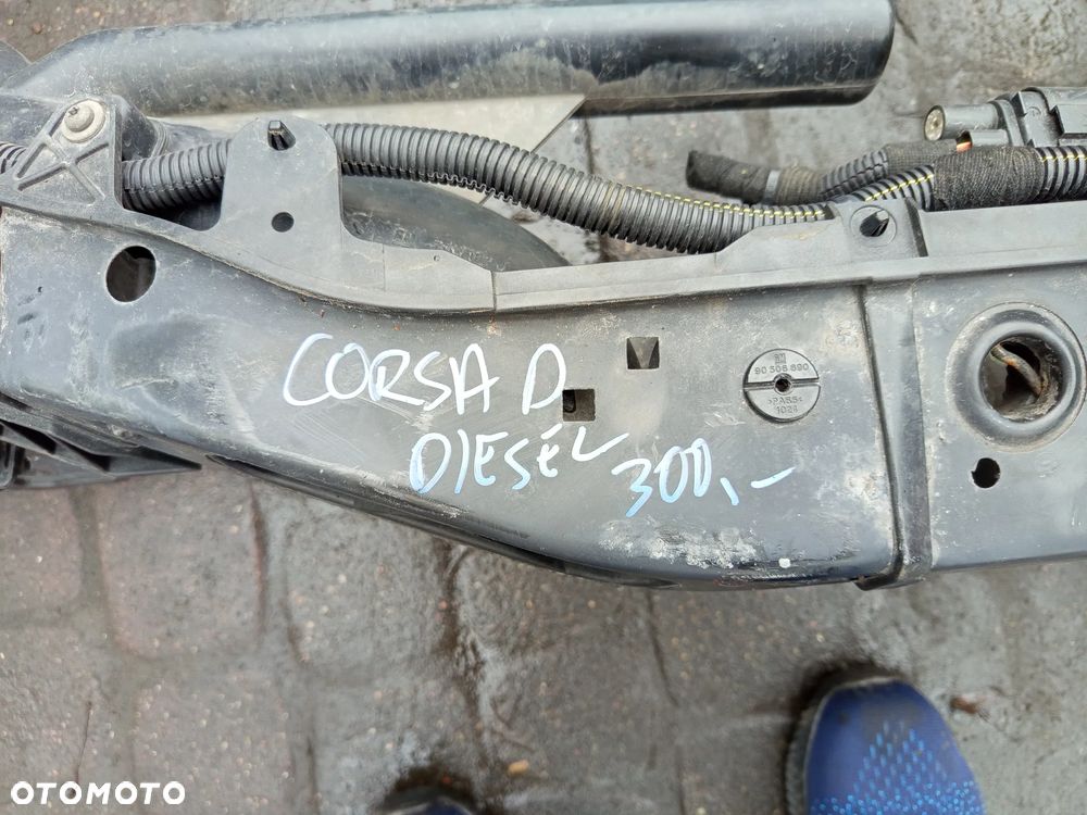 PAS PRZEDNI OPEL CORSA D - 3