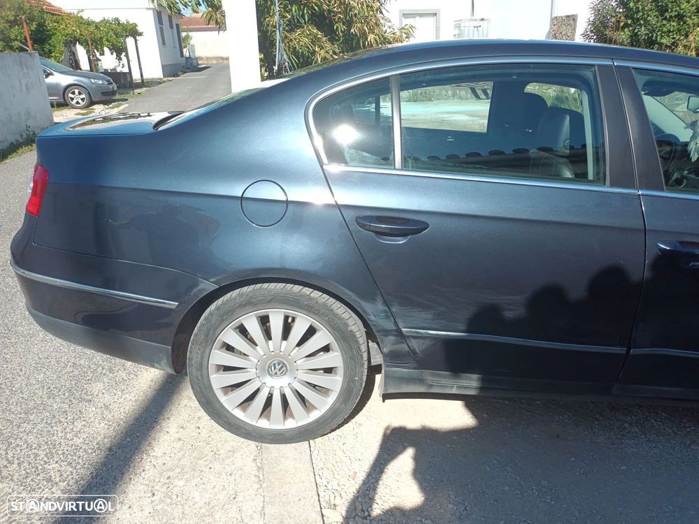 VW Passat 2.0 TDI Highline - 6