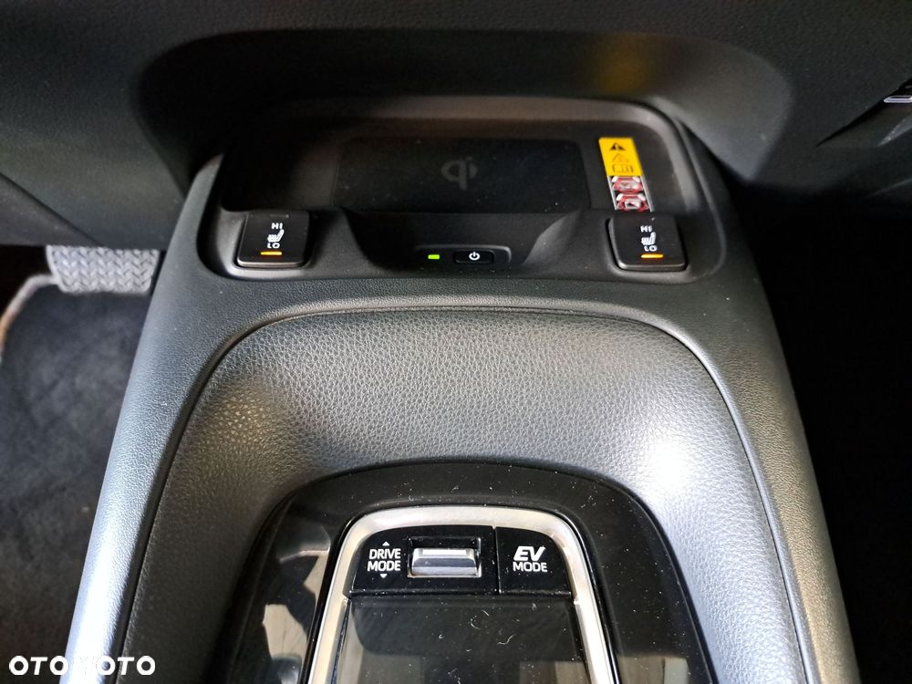 Toyota Corolla 1.8 Hybrid Comfort - 25