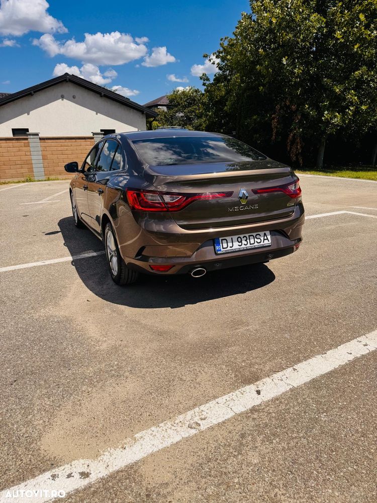Renault Megane - 5