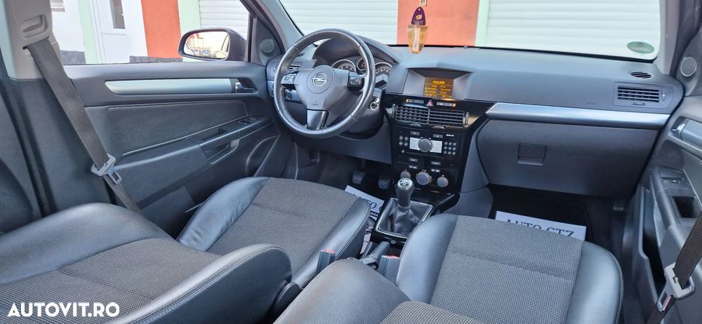Opel Astra 1.6 Essentia - 15