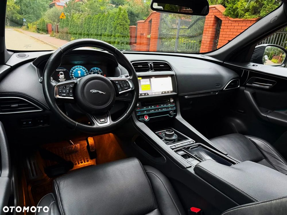 Jaguar F-Pace 2.0 i4P AWD R-Sport - 20