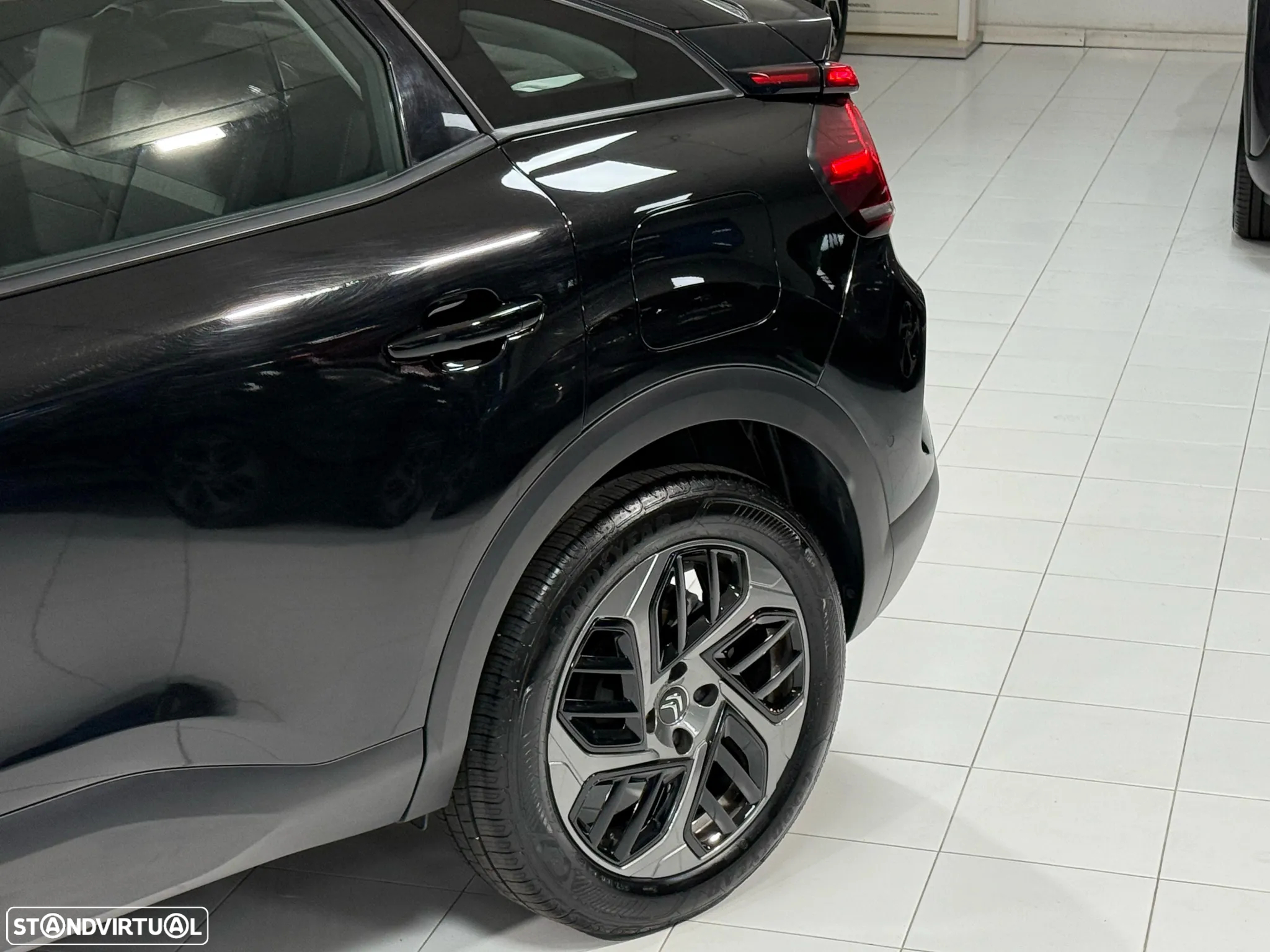 Citroën C4 1.2 PureTech Plus - 15