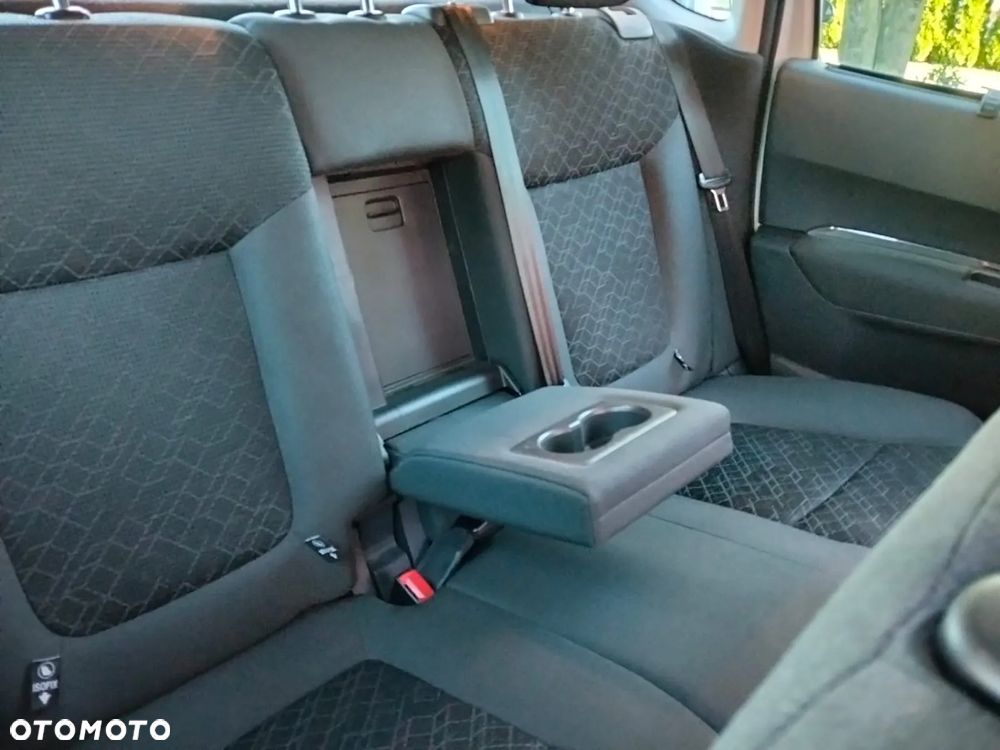 Peugeot 3008 1.6 THP Active - 33