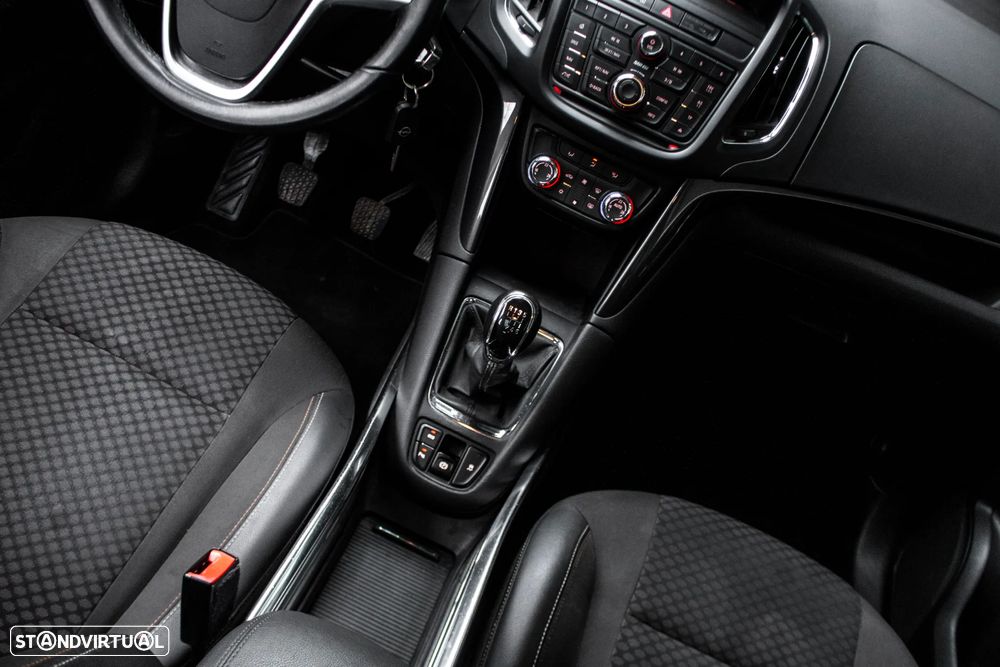 Opel Zafira 1.6 CDTi Executive - 36