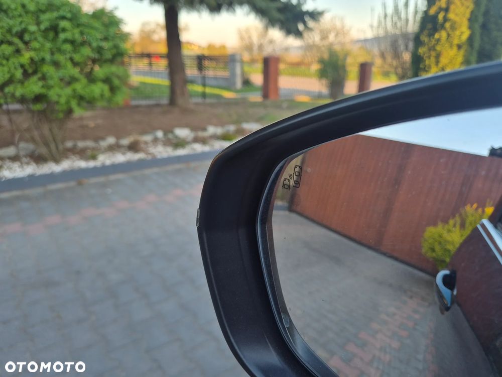 Peugeot 5008 BlueHDI 130 EAT8 Allure Business-Paket - 37