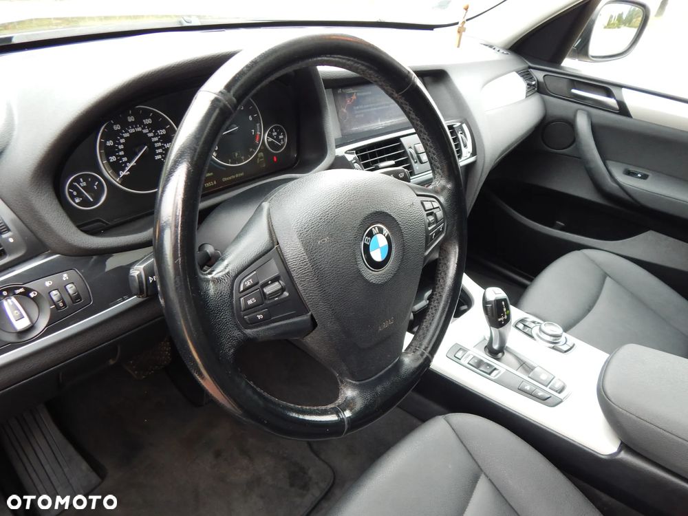 BMW X3 xDrive28i Sport-Aut Advantage - 17