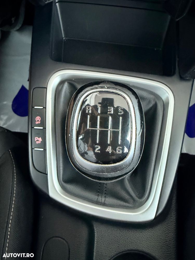 Kia Ceed 1.6 DSL MHEV Star - 28
