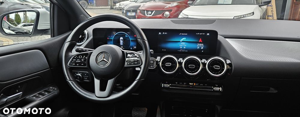 Mercedes-Benz Klasa B 180 d 8G-DCT Style - 33