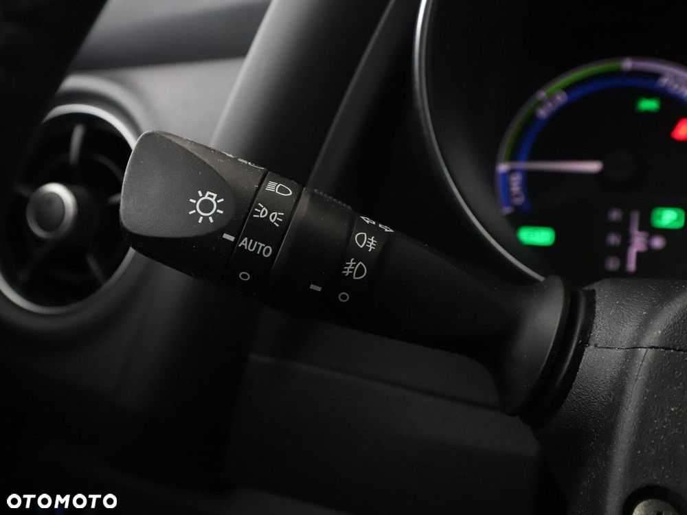 Toyota Auris 1.8 VVT-i Automatik Edition S+ - 35