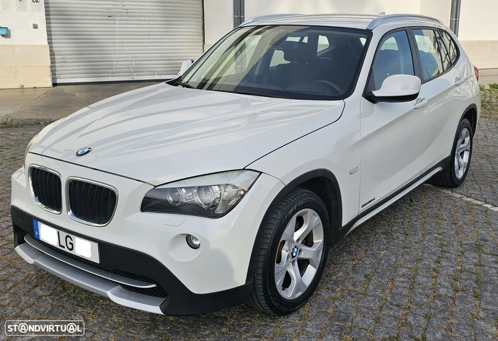 BMW X1 18 d sDrive - 1