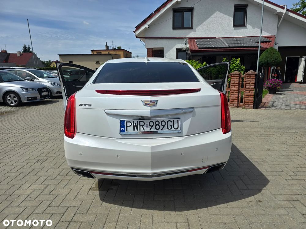 Cadillac XTS - 23