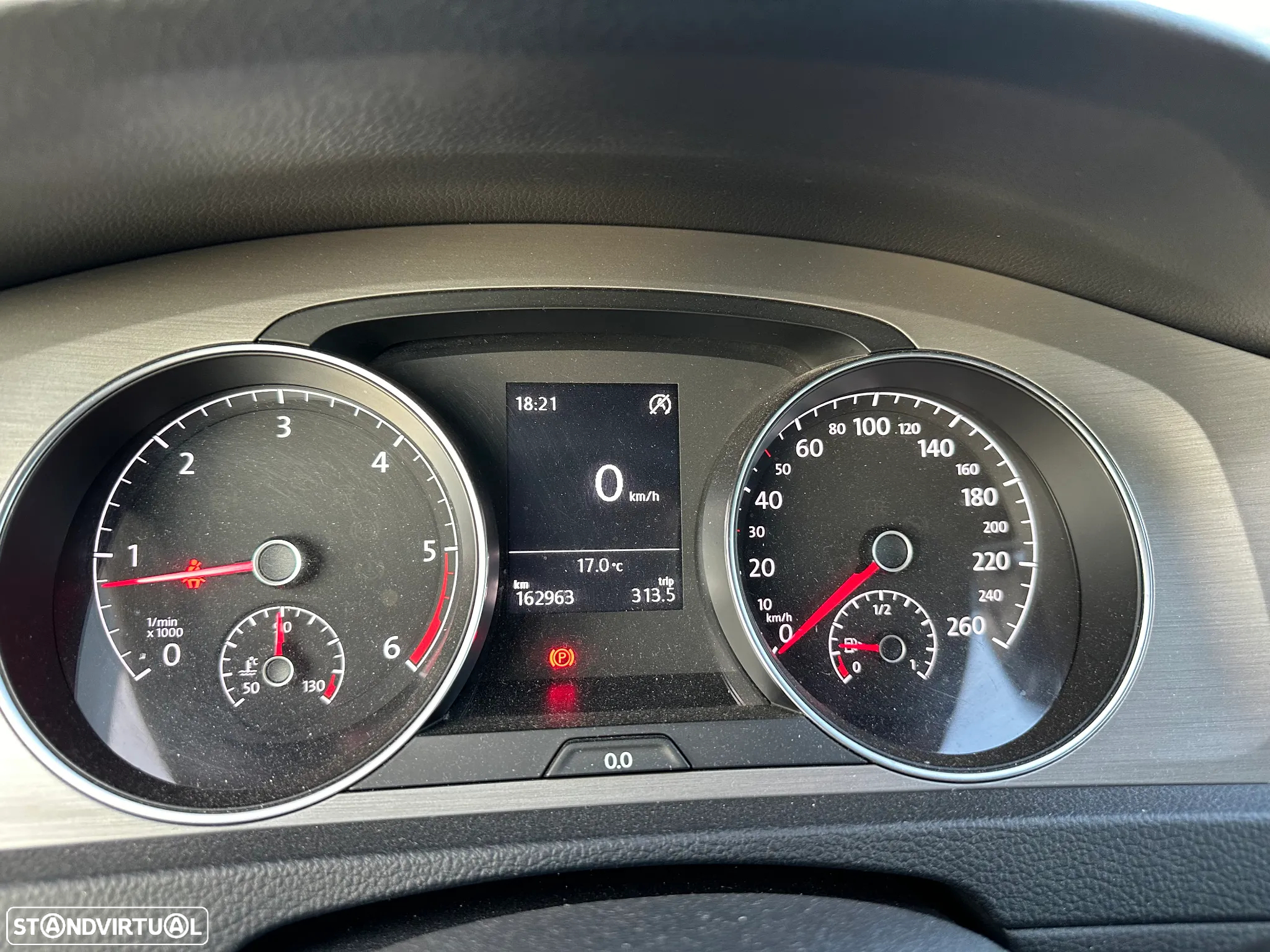 VW Golf 1.6 TDi Confortline - 6