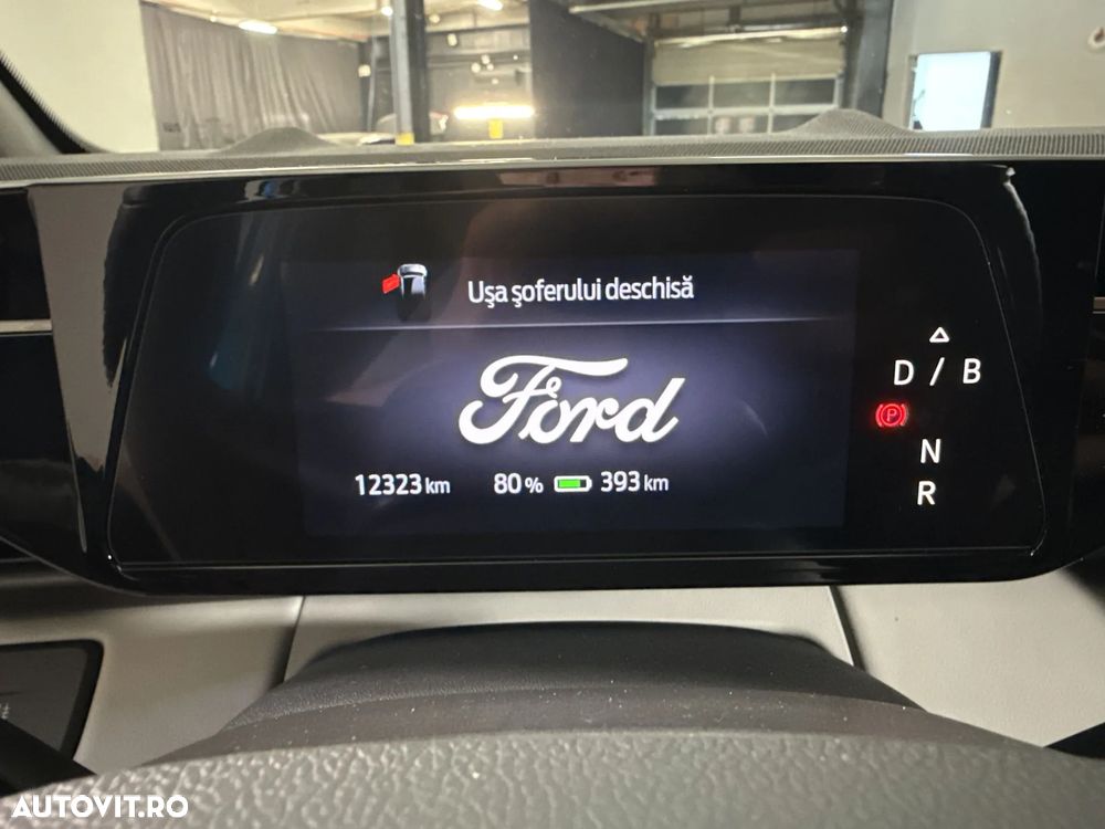 Ford Explorer - 11