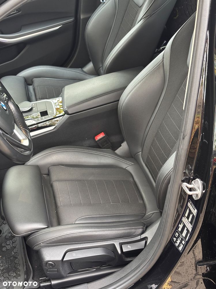 BMW Seria 3 320d xDrive Sport Line sport - 11