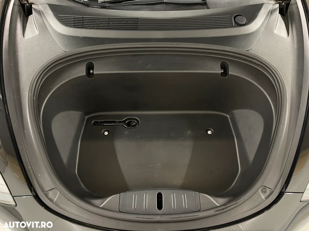 Tesla Model 3 Standard Reichweite Plus Hinterradantrieb - 15