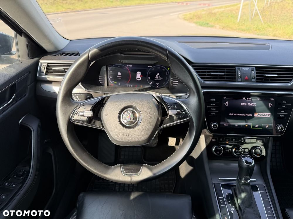 Skoda Superb 2.0 TDI SCR Style DSG - 21