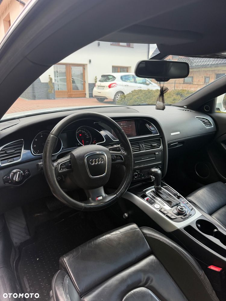 Audi A5 Coupé 3.0 TDI Quattro Tiptr - 11