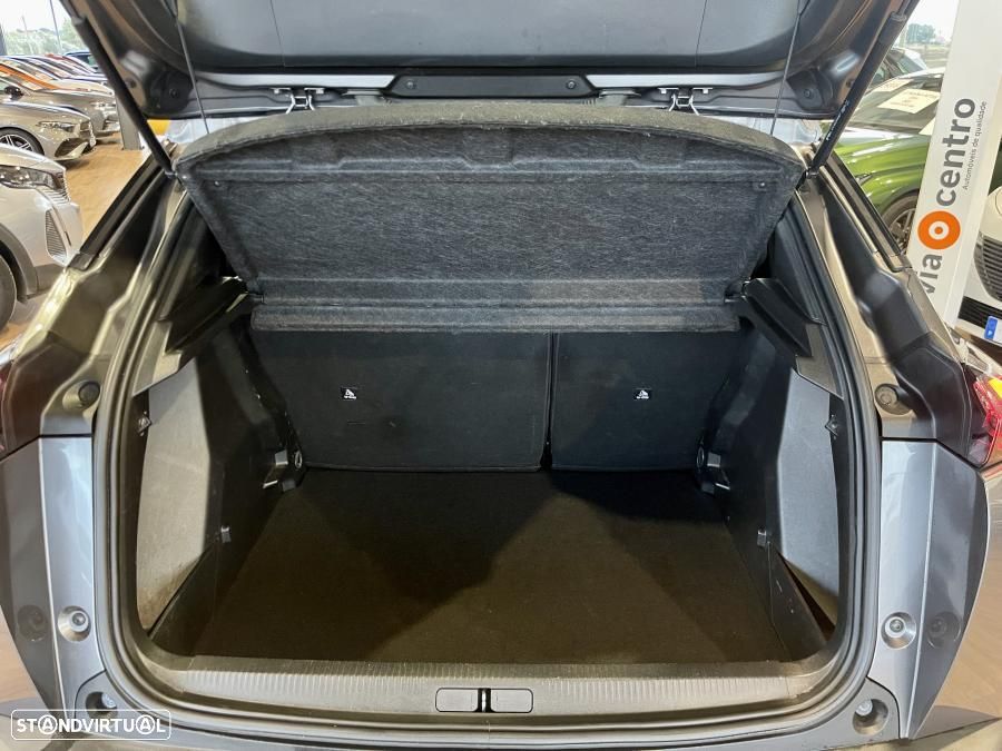 Peugeot 2008 1.2 PureTech Active Pack - 28