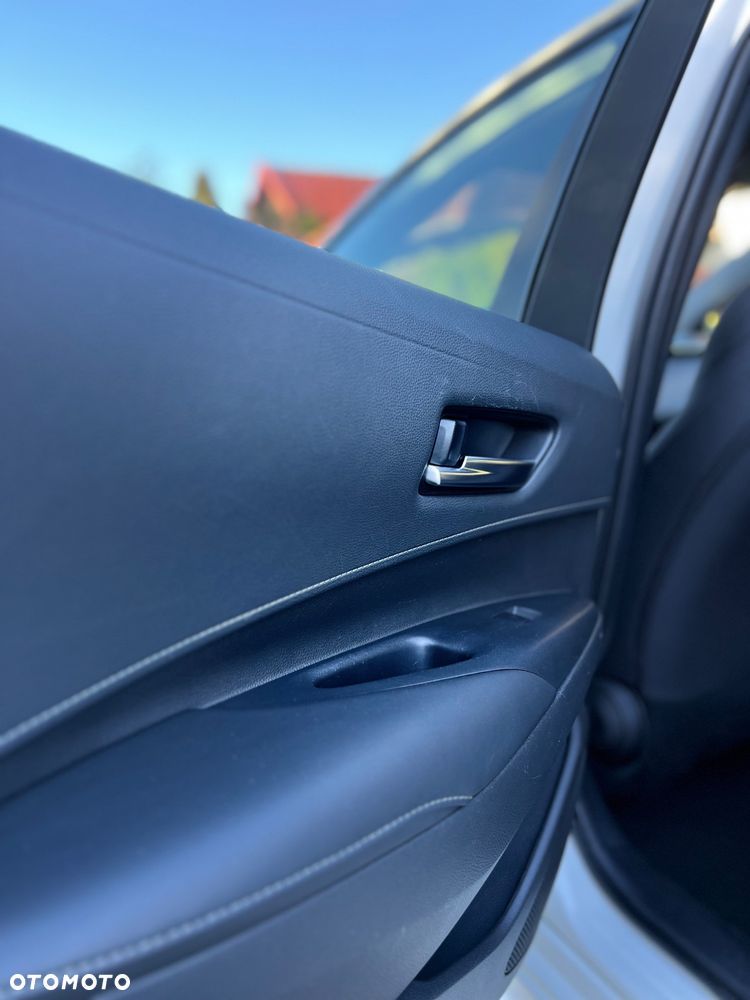 Suzuki Swace 1.8 Hybrid Premium Plus CVT - 21