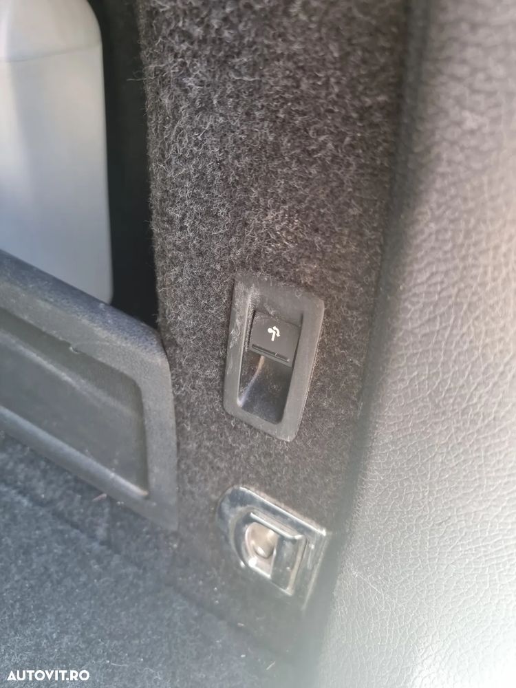 Volkswagen Passat Variant 2.0 TDI 4Motion DPF DSG Comfortline - 12